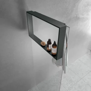 Novellini dusjhylle i børstet grafitt med oppbevaring og håndklekroker.